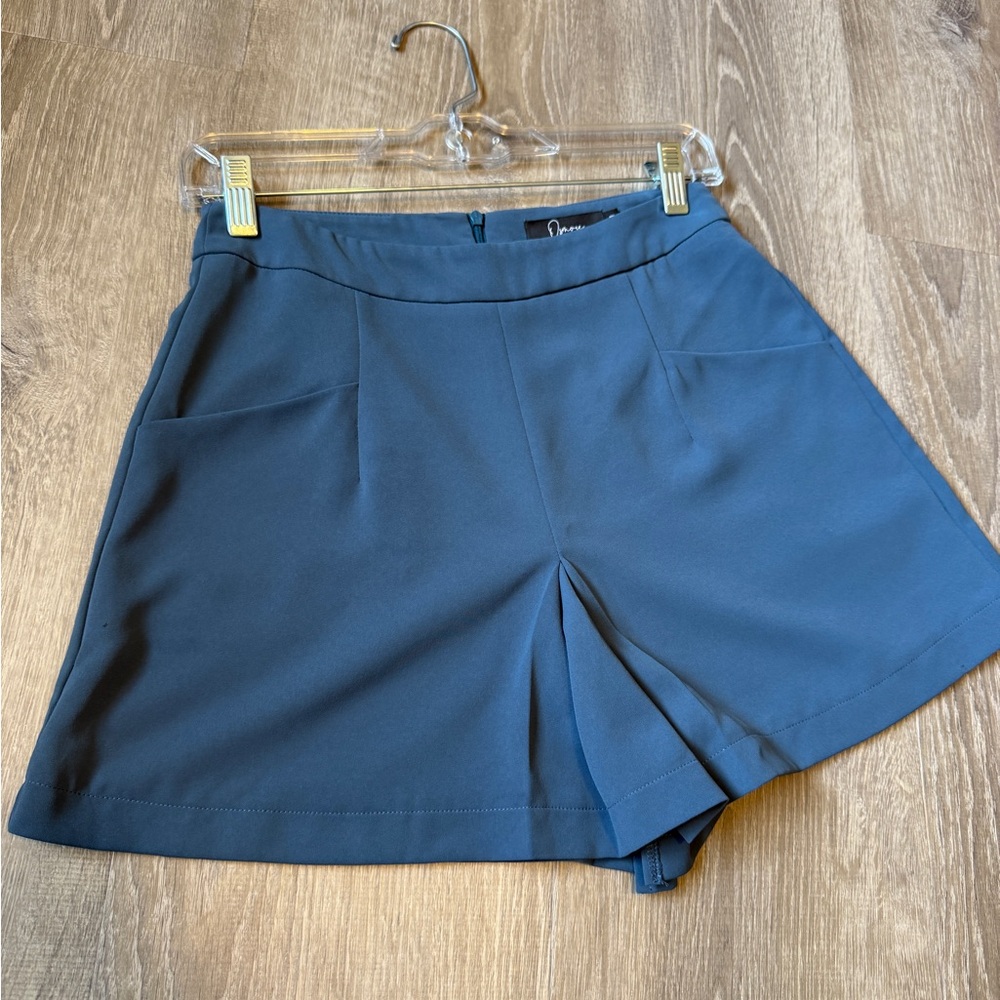 OSMOSE high waist Blue Women's Skort ~ size M / run small